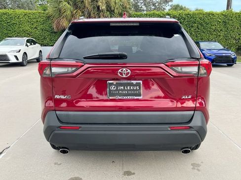 Used 2023 Toyota RAV4 XLE w/ Convenience Package FWD image 6