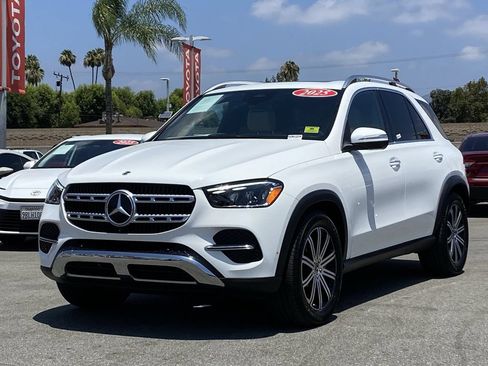 Used 2025 Mercedes-Benz GLE 450 4MATIC image 38
