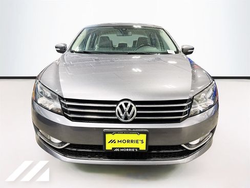 Used 2015 Volkswagen Passat 1.8T Limited Edition FWD image 2