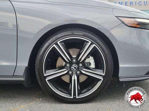 Used 2023 Honda Accord Sport image 11