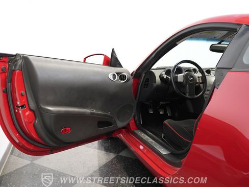 Used 2003 Nissan 350Z Track image 36