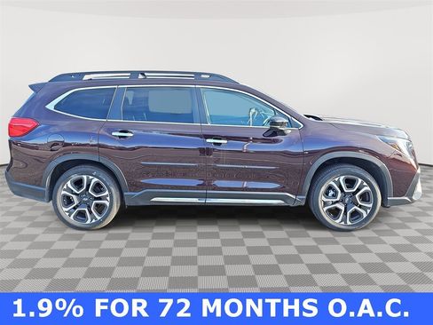 Used 2025 Subaru Ascent Touring image 4