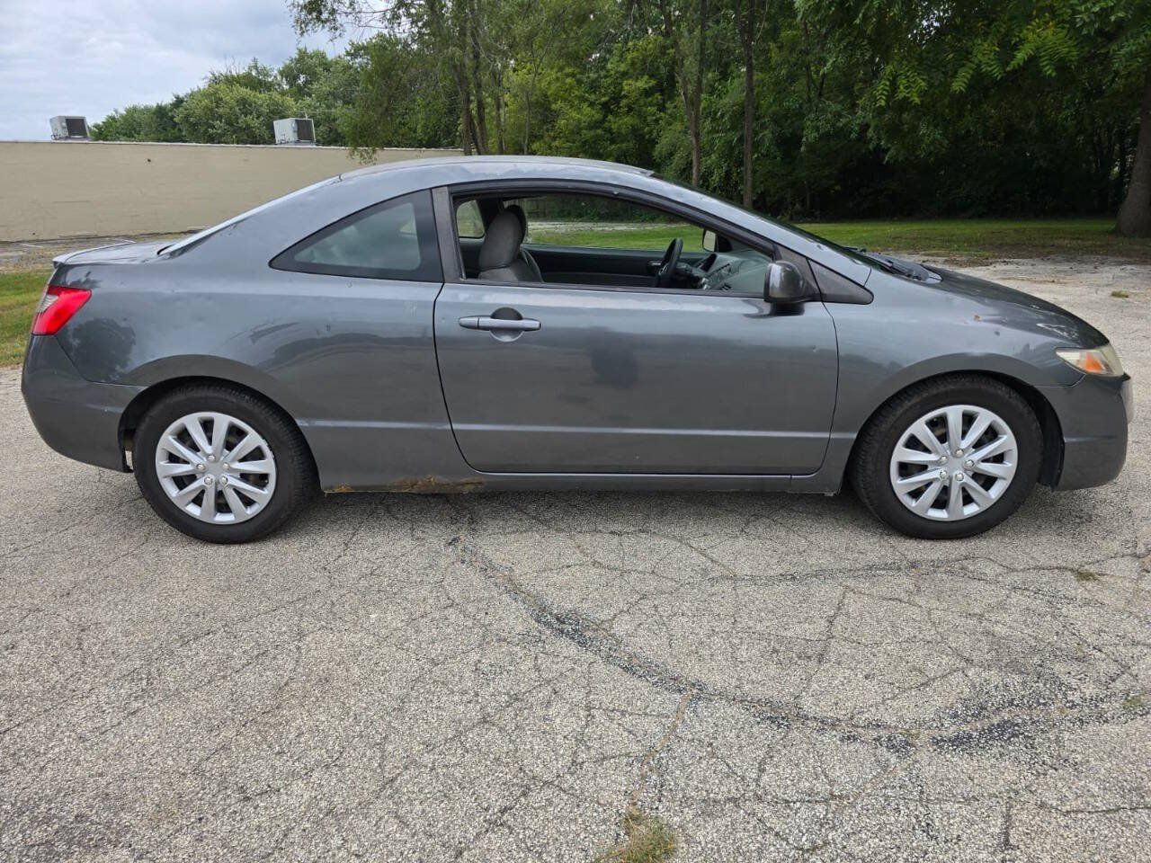 Used 2010 Honda Civic LX image 4
