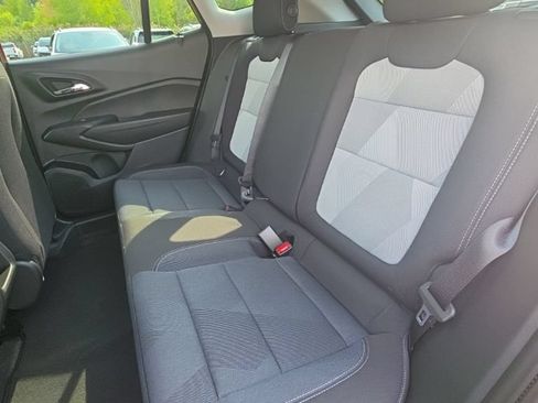New 2026 Chevrolet Trax LS w/ LS Convenience Package FWD image 16