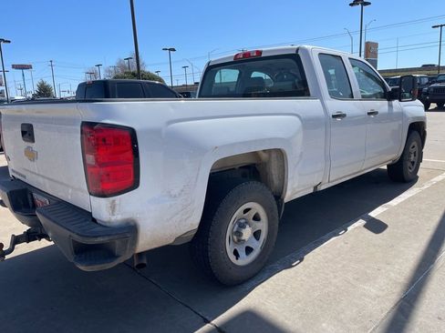 Used 2017 Chevrolet Silverado 1500 W/T w/ Trailering Package image 4