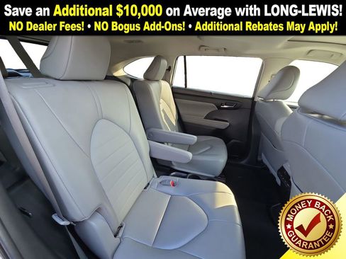 Used 2023 Toyota Highlander XLE image 25