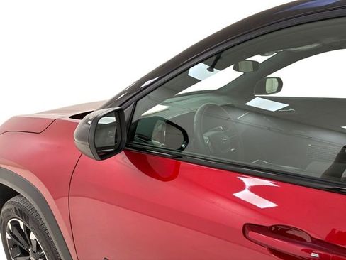 Used 2025 Chevrolet Equinox RS w/ Convenience Package III image 10