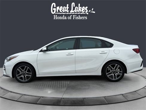 Used 2019 Kia Forte S image 2
