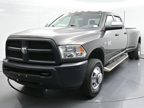 Used 2016 RAM 3500 Tradesman AWD/4WD image 2