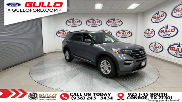 Used 2024 Ford Explorer XLT w/ Equipment Group 202A AWD/4WD image 2