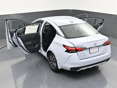 New 2025 Nissan Versa SV w/ Trunk Package image 42