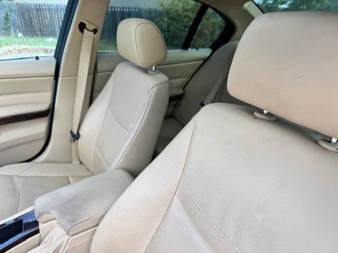 Used 2011 BMW 328i Sedan RWD image 31