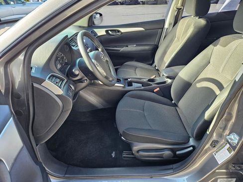 Used 2016 Nissan Sentra S image 17