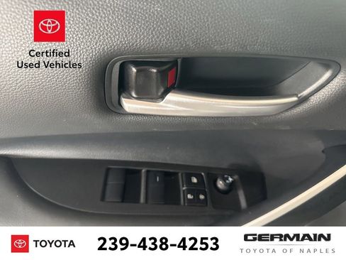 Certified 2025 Toyota Corolla SE image 17