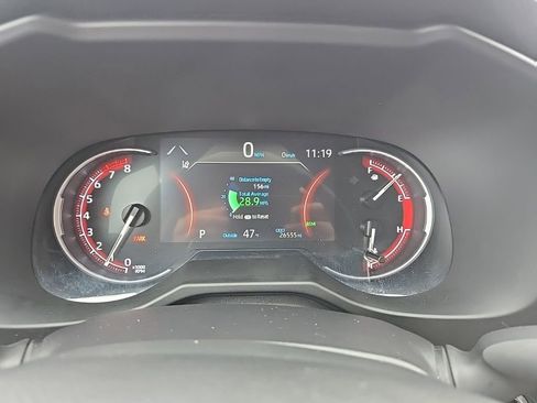 Used 2025 Toyota RAV4 XLE image 17