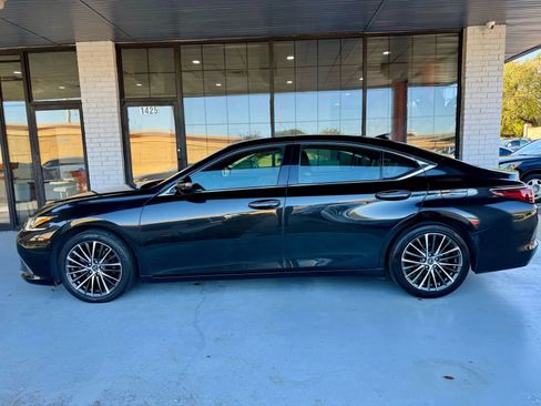 Used 2022 Lexus ES 350 w/ Premium Package image 8