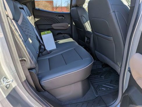 New 2026 GMC Canyon Denali image 30