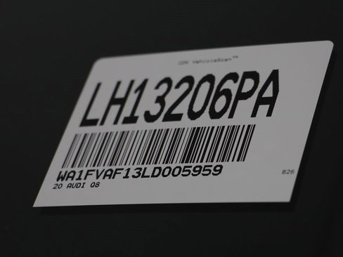 Used 2020 Audi Q8 Prestige w/ Prestige Package image 24