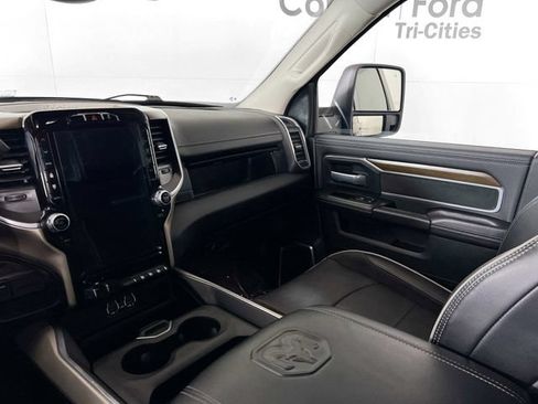 Used 2024 RAM 3500 Laramie AWD/4WD image 29