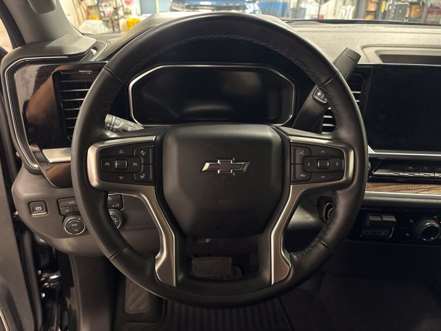 Used 2026 Chevrolet Silverado 1500 RST AWD/4WD image 14