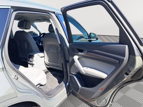 Used 2023 Audi Q5 2.0T Premium image 15