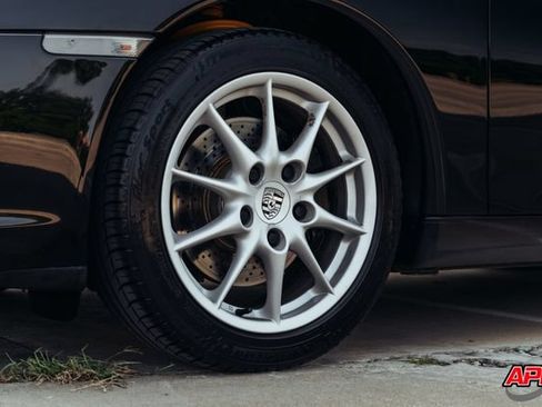 Used 2004 Porsche 911 Carrera RWD image 38