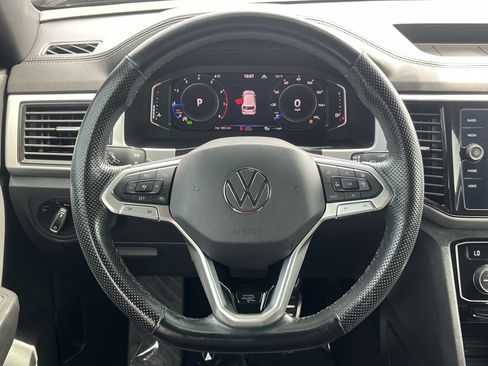 Used 2023 Volkswagen Atlas Cross Sport SEL R-Line AWD/4WD image 18