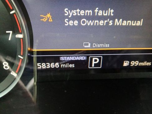 Used 2021 INFINITI QX50 Luxe w/ Appearance Package image 13