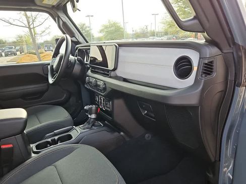 Used 2026 Jeep Wrangler Sport image 29