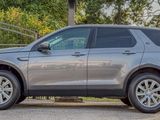 Used 2016 Land Rover Discovery Sport SE image 3