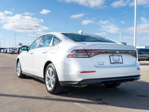 Used 2025 Honda Accord LX image 5