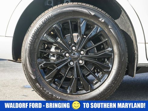 Used 2024 Ford Escape ST-Line Elite image 20