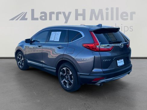 Used 2018 Honda CR-V Touring image 4