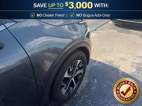 Used 2024 Kia Sportage EX FWD image 32