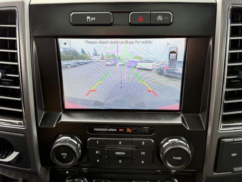 Used 2017 Ford F150 XLT w/ Equipment Group 302A Luxury image 31