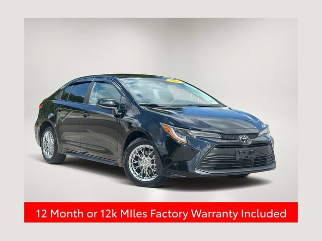 Certified 2026 Toyota Corolla LE FWD image 1