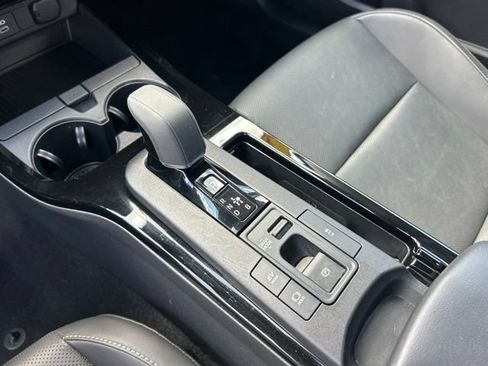 Used 2024 Toyota Prius XLE FWD image 26