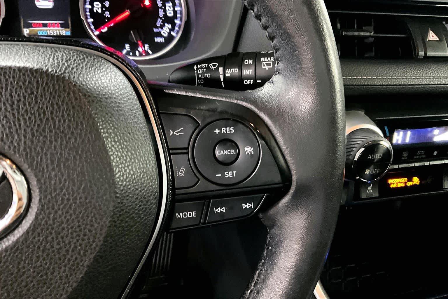 Used 2019 Toyota RAV4 XLE w/ Convenience Package AWD/4WD image 24