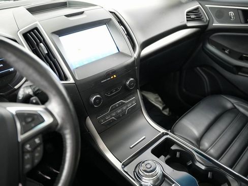 Used 2020 Ford Edge SEL w/ Convenience Package image 18