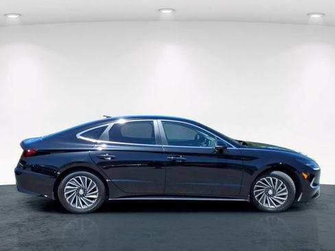 Used 2023 Hyundai Sonata SEL w/ Cargo Package FWD image 5