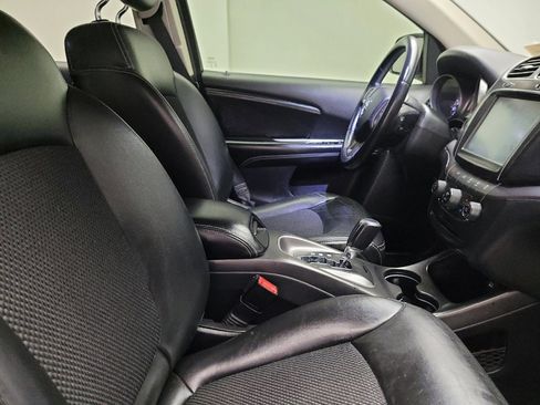 Used 2019 Dodge Journey Crossroad image 21