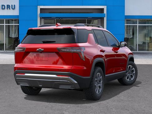 New 2026 Chevrolet Equinox ACTIV AWD/4WD image 4