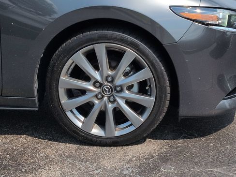 Used 2022 MAZDA MAZDA3 s FWD image 11