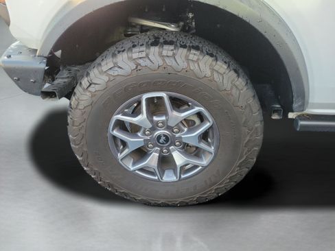 Used 2024 Ford Bronco Badlands AWD/4WD image 24