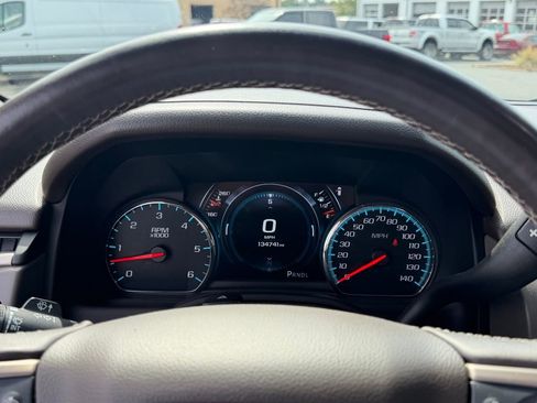 Used 2019 GMC Yukon Denali w/ Denali Ultimate Package image 19