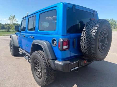 Used 2022 Jeep Wrangler Unlimited Sport w/ Xtreme Recon 35" Tire Package AWD/4WD image 18
