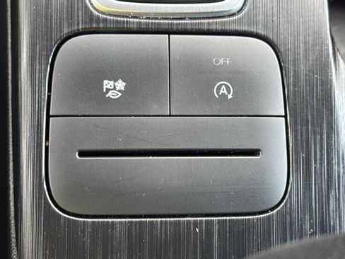 Used 2024 Ford Escape ST-Line FWD image 25