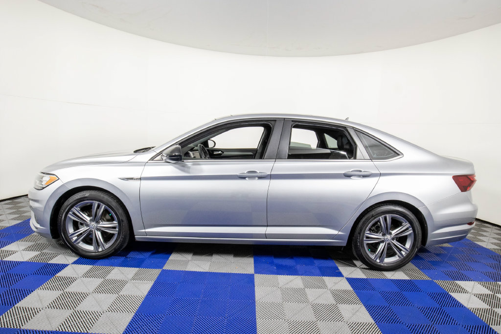 Used 2020 Volkswagen Jetta R-Line FWD image 9