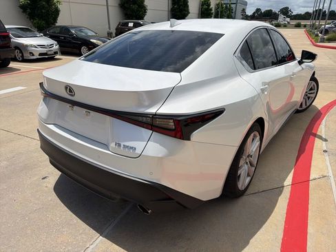 Used 2024 Lexus IS 300 w/ Comfort Package RWD image 3