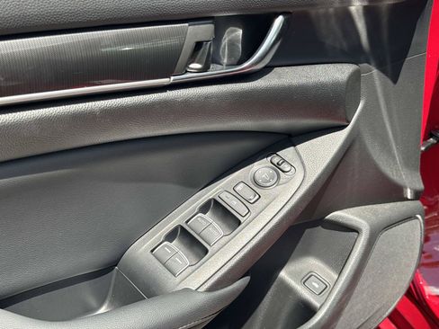 Used 2022 Honda Accord Sport Special Edition image 17